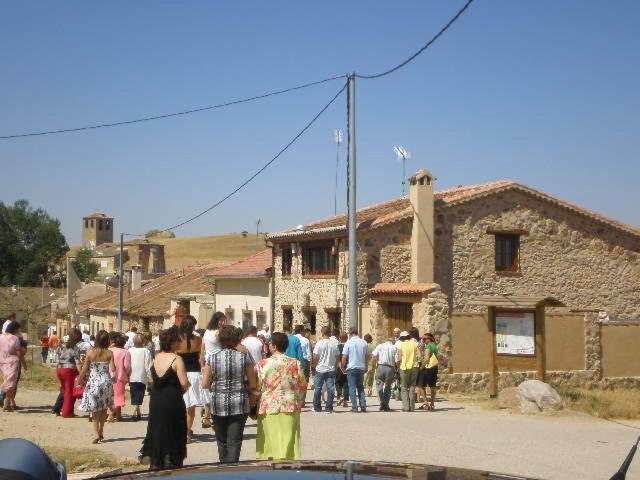 Camino Del Prado Casa de hóspedes Santa Maria la Real de Nieva Exterior foto