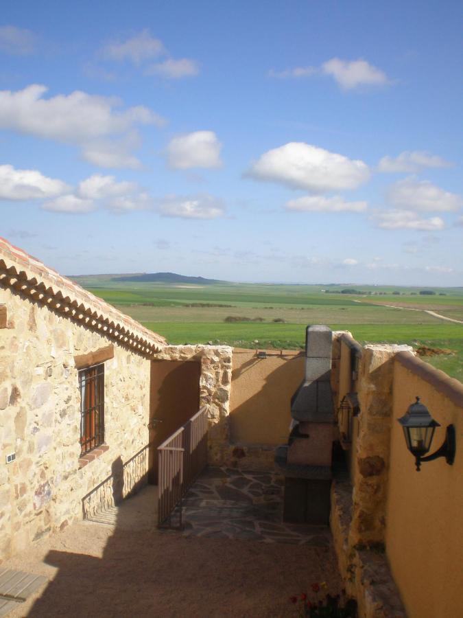 Camino Del Prado Casa de hóspedes Santa Maria la Real de Nieva Exterior foto