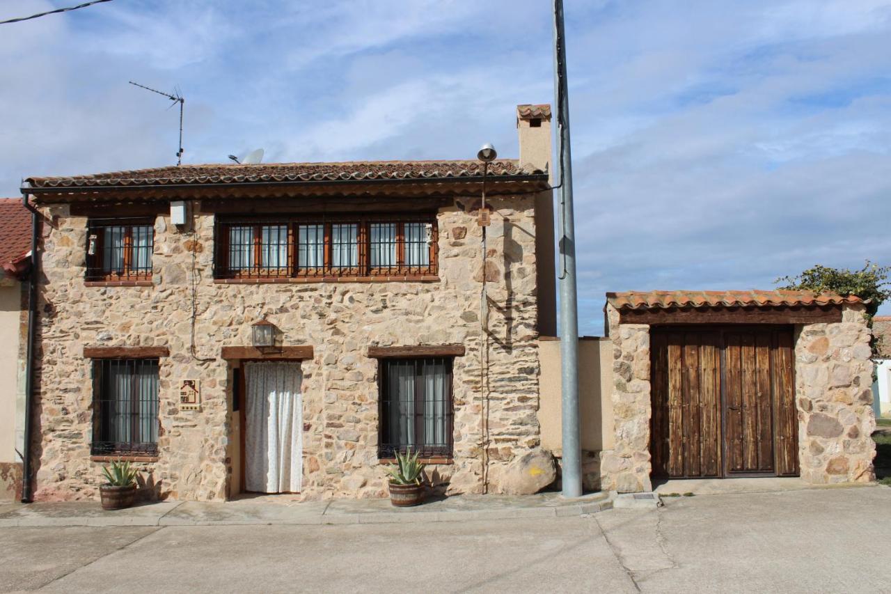 Camino Del Prado Casa de hóspedes Santa Maria la Real de Nieva Exterior foto